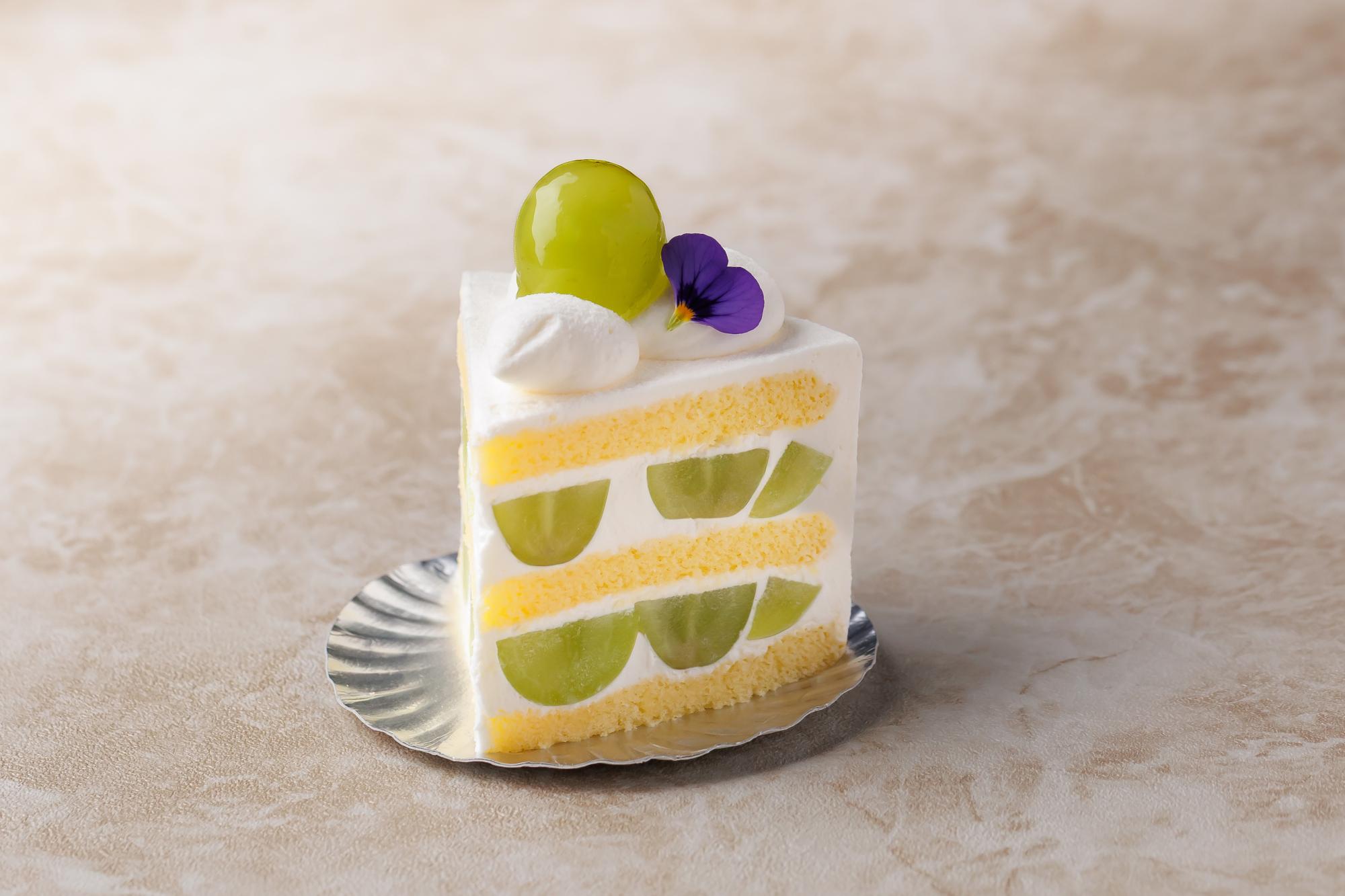 緑の宝石ショート