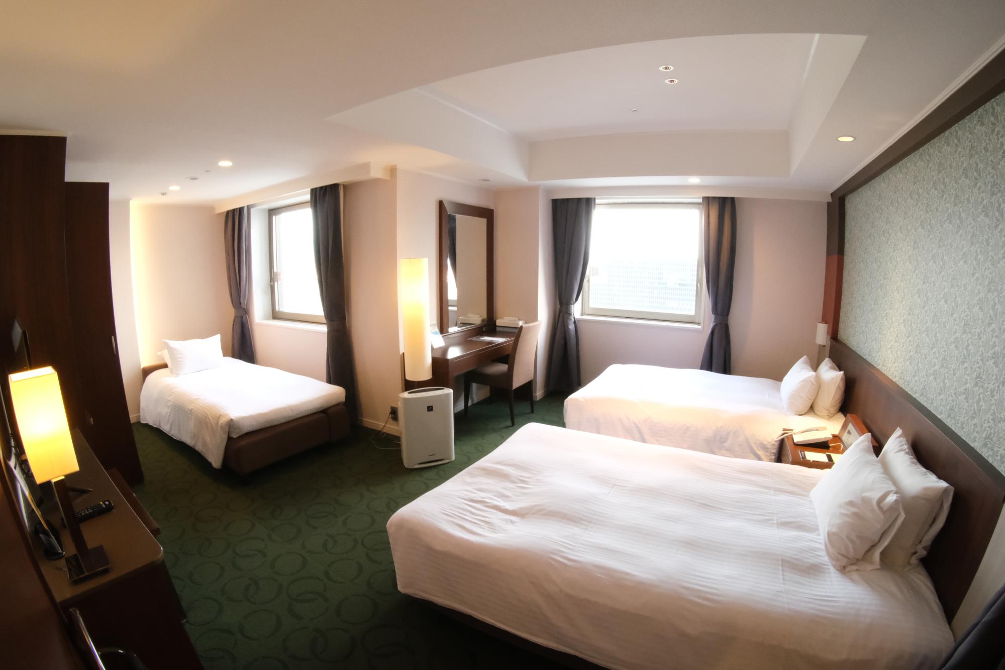 コーナーツイン：禁煙